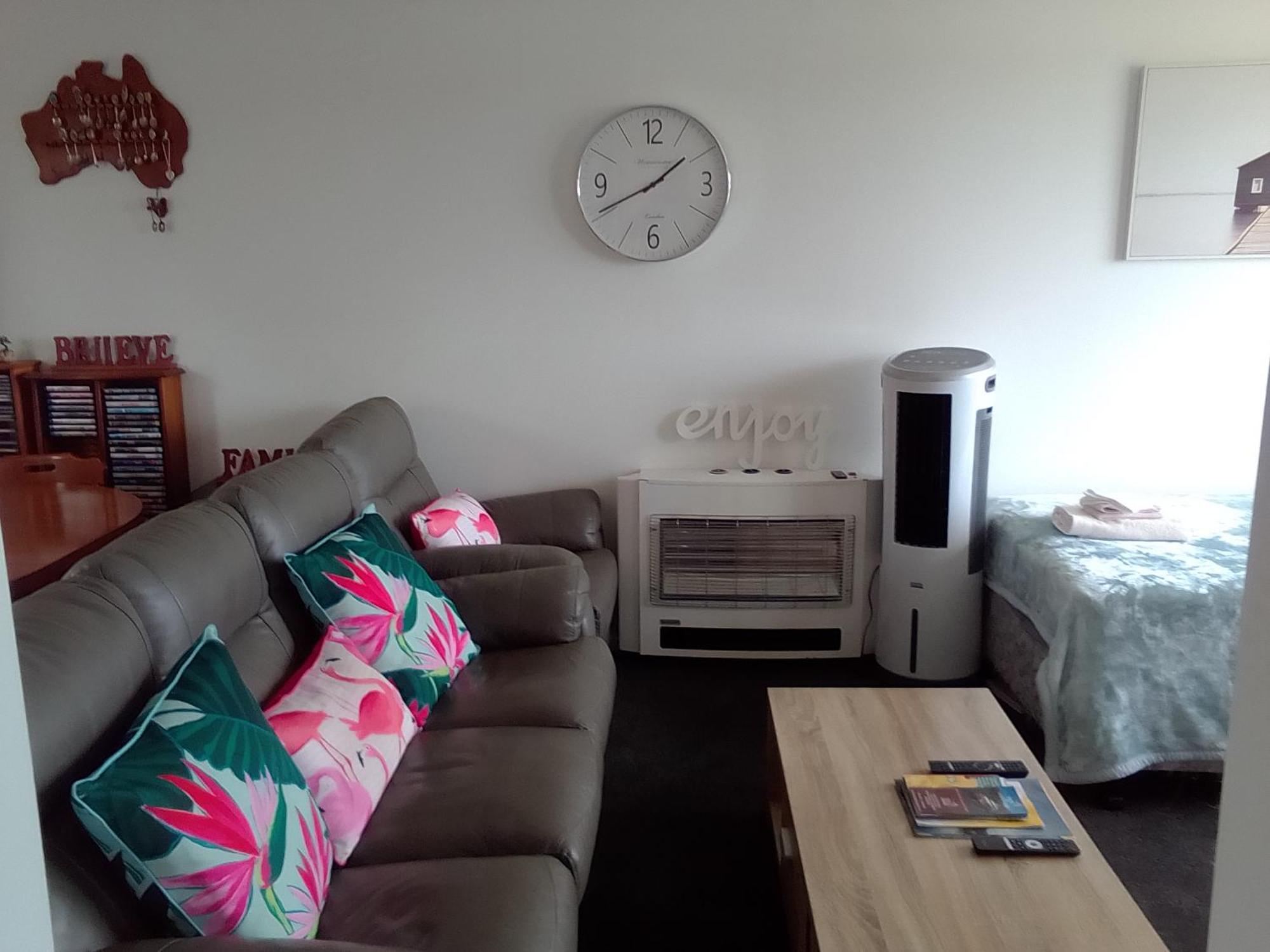 Waratah Waterfall Retreat Unit 1 Free Pay Tv In Two Rooms Free Wifi Εξωτερικό φωτογραφία